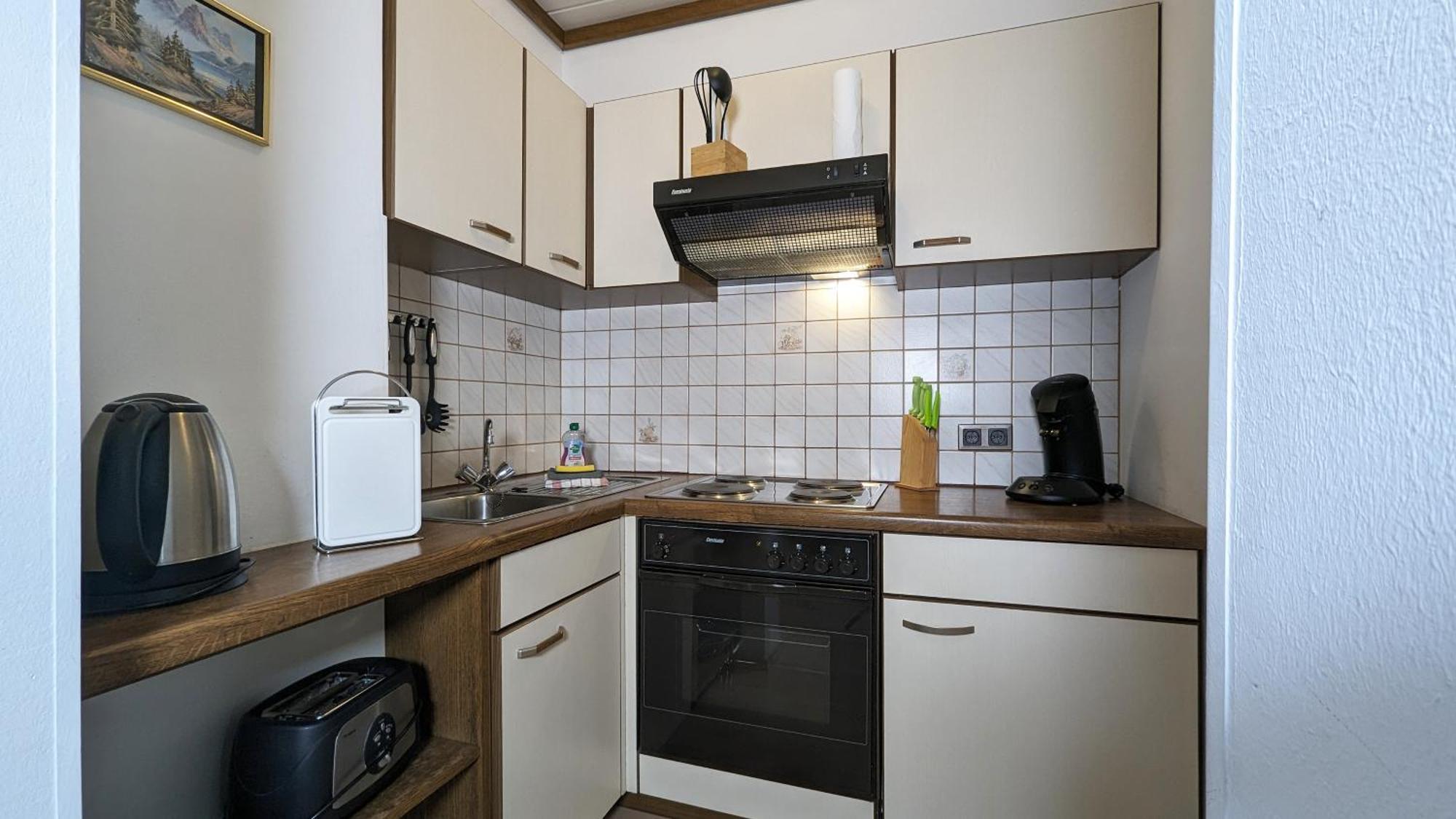 Ferienwohnung Edeltraud, Fusslaeufig Zum See Und 20 Minuten Vom Skigebiet Entfernt Dobriach Exterior photo